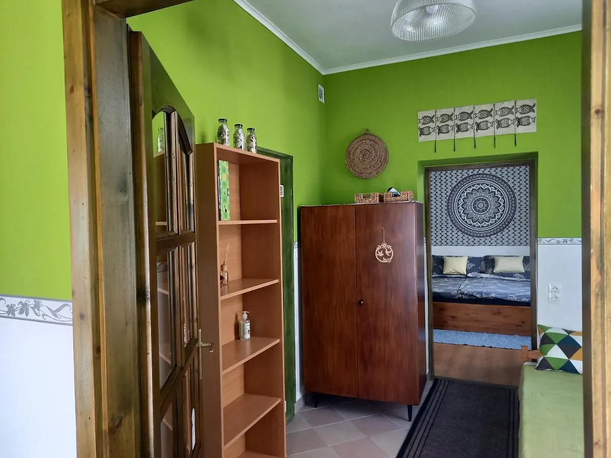 Gabor Vendeghaz Apartment Eger 0*,